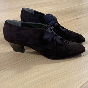 Bally Vintage Brown Suede Heels with Ribbon Detail - Made in Italy